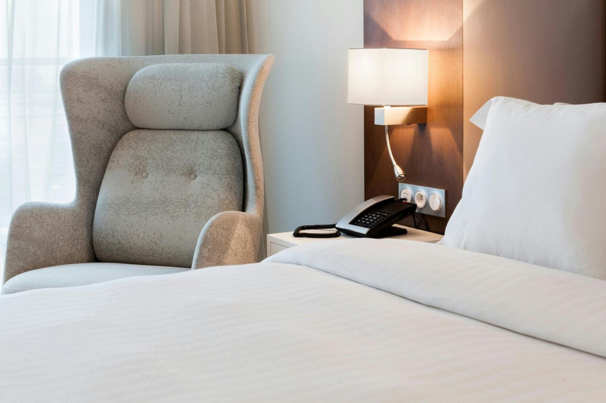 Ac Hotel By Marriott Paris Le Bourget Airport Dugny Exterior foto